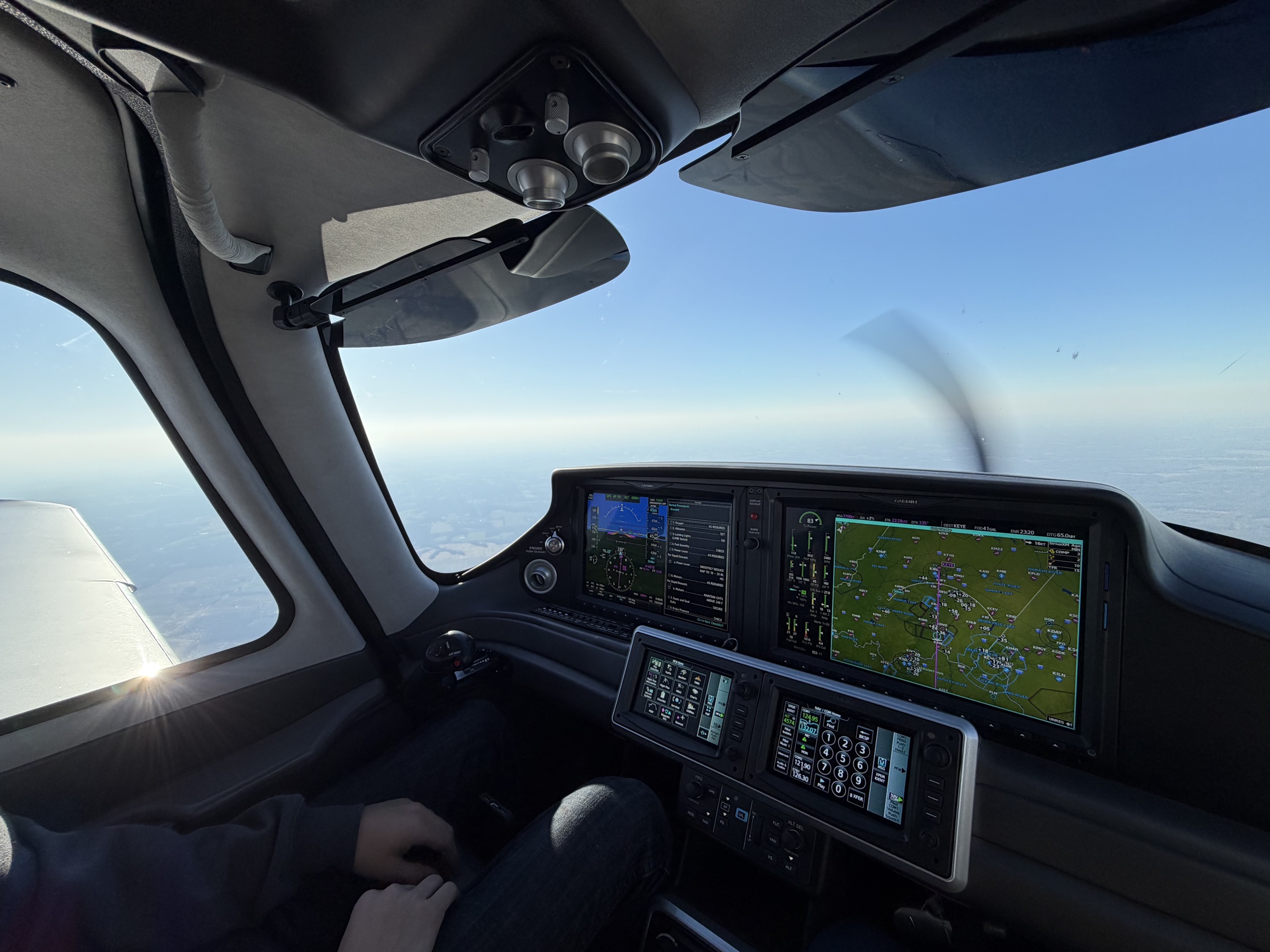 Cirrus G7 cockpit panel during flight